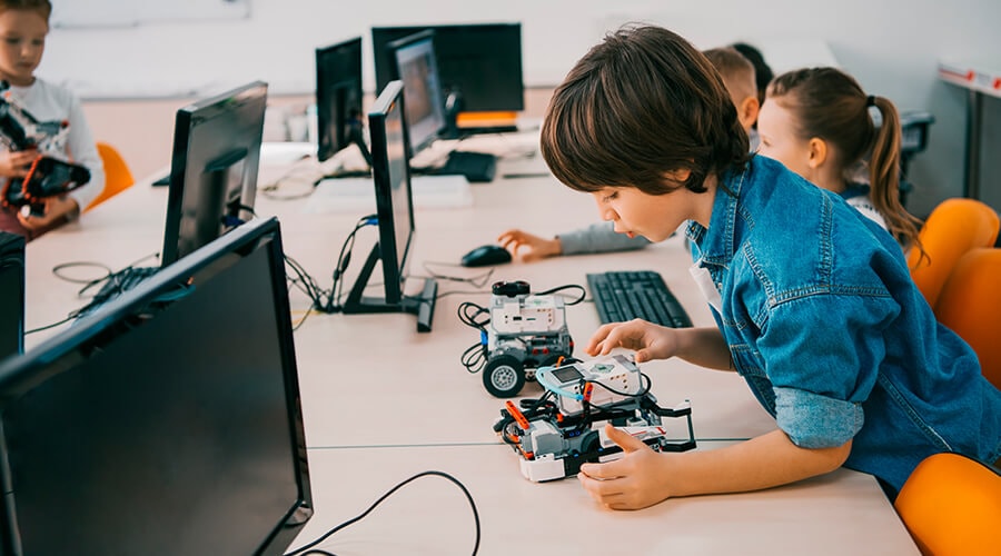 Робототехника 5-6 класс (Lego WeDo 2.0 + EV3) Робототехника 5-6 класс (Lego WeDo 2.0 + EV3)