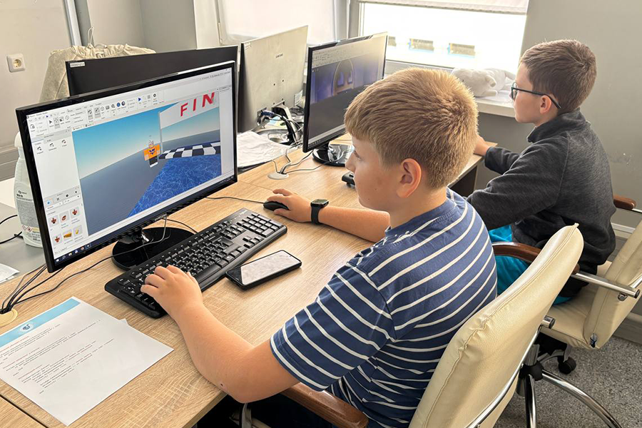 Roblox Creator: от строительства к программированию